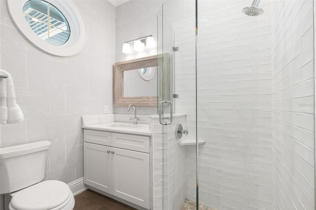 5569 Cape Leyte Drive, Sarasota, FL 34242 Photo