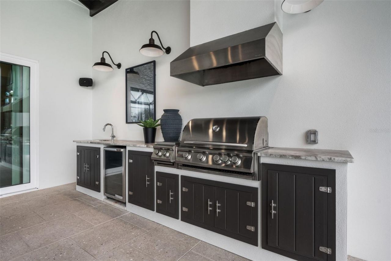 5569 Cape Leyte Drive, Sarasota, FL 34242 Photo