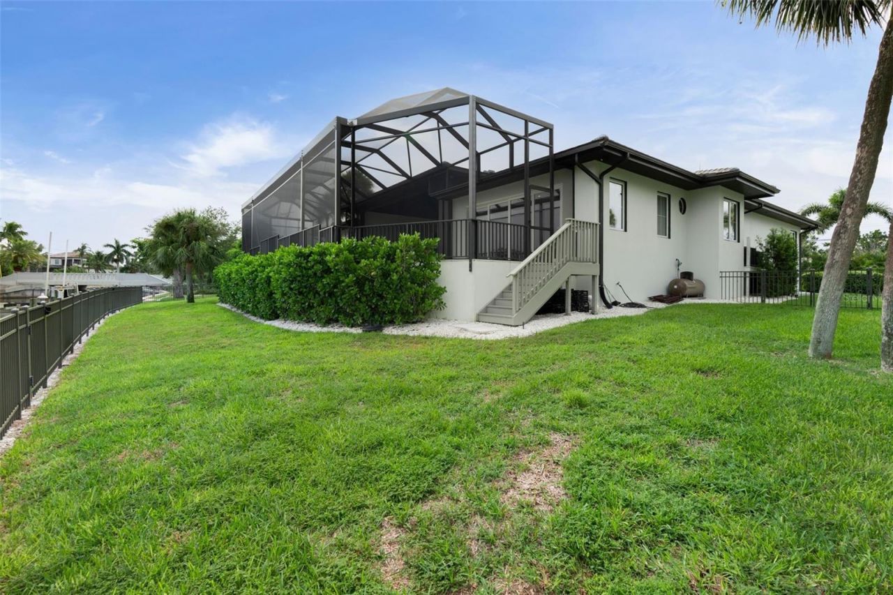 5569 Cape Leyte Drive, Sarasota, FL 34242 Photo