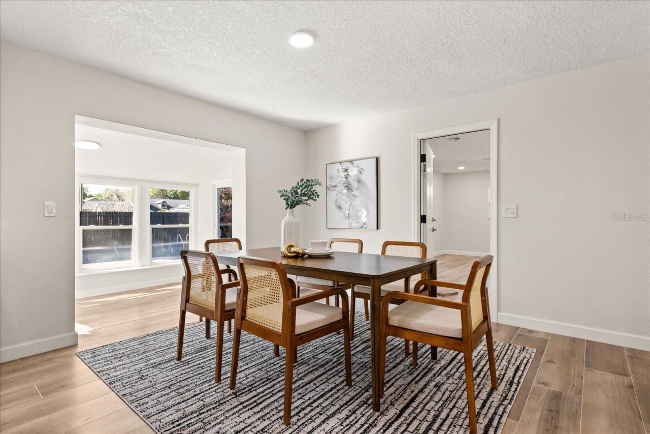 310 E Gulley Avenue , Oakland, FL 34760 Photo