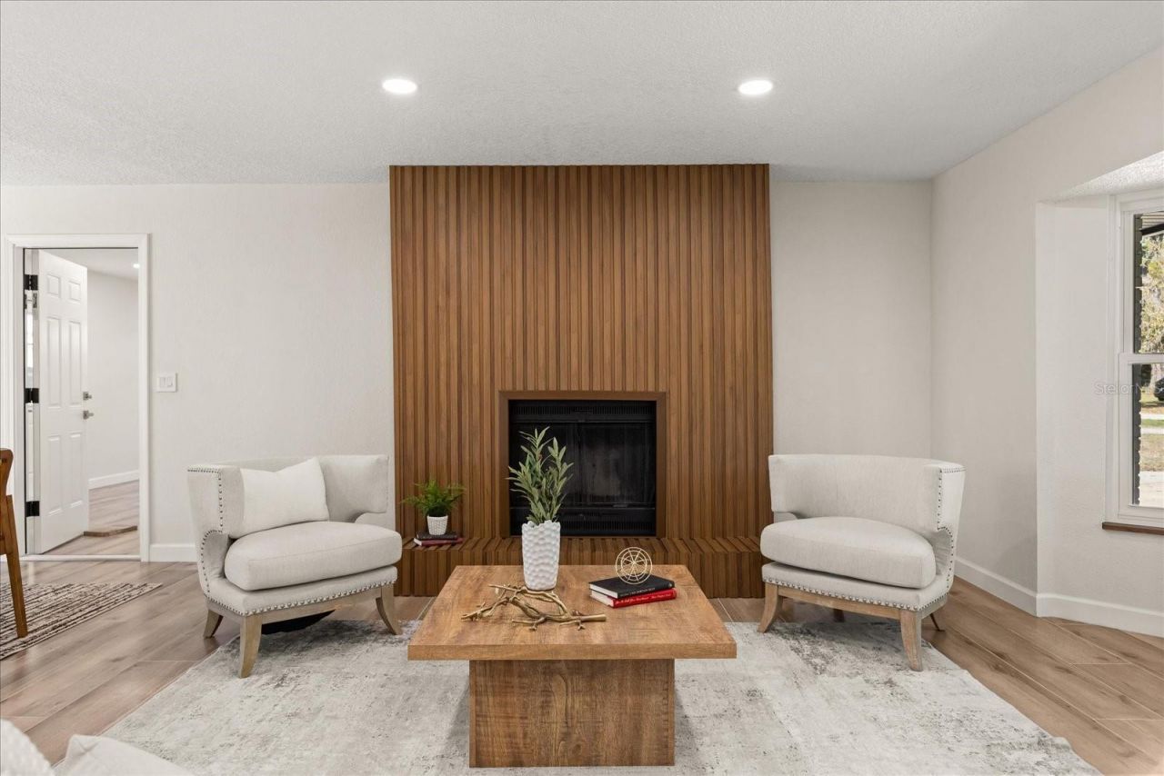 310 E Gulley Avenue , Oakland, FL 34760 Photo