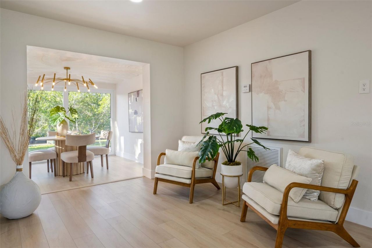 243 45th Avenue Ne, Saint Petersburg, FL 33703 Photo