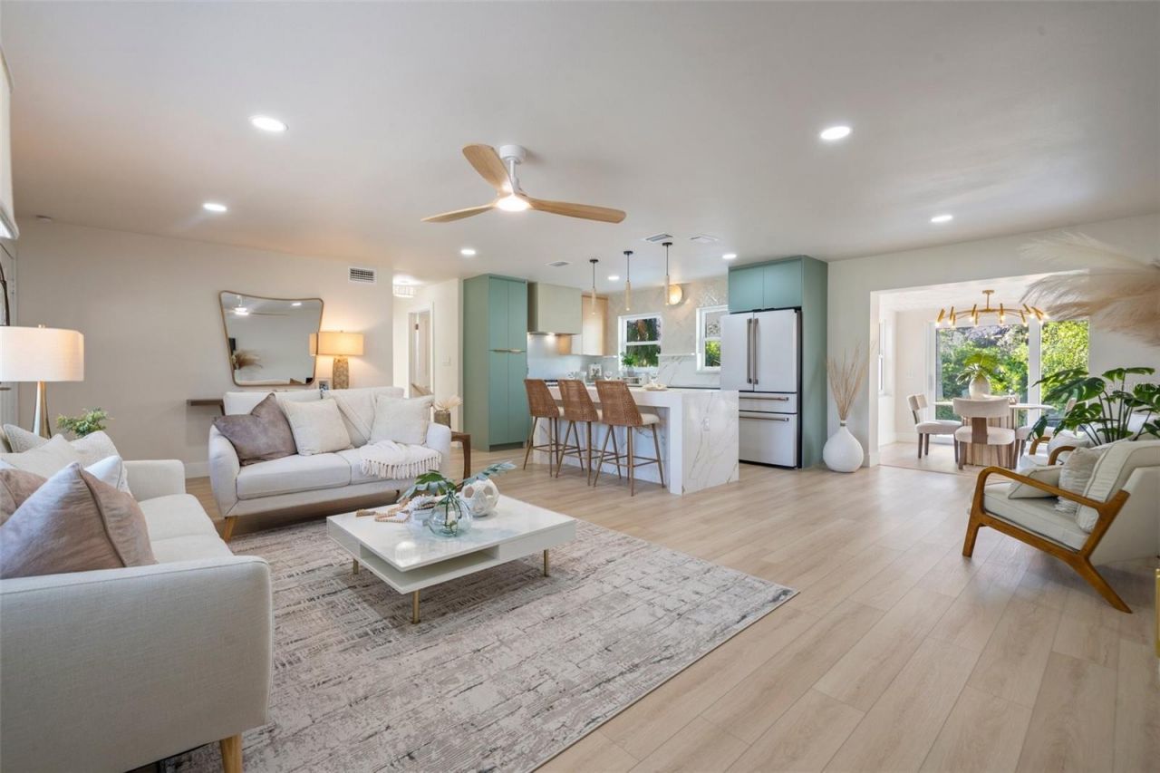 243 45th Avenue Ne, Saint Petersburg, FL 33703 Photo