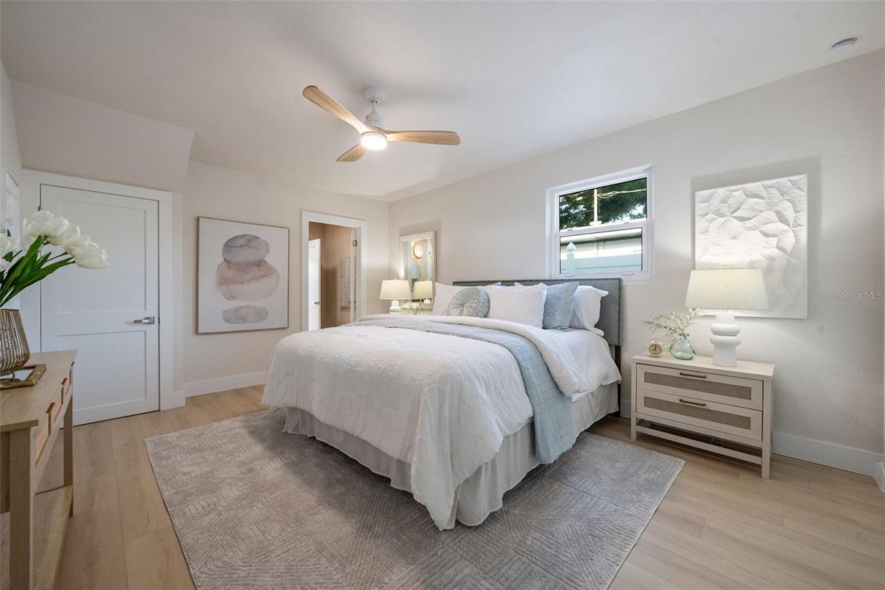 243 45th Avenue Ne, Saint Petersburg, FL 33703 Photo