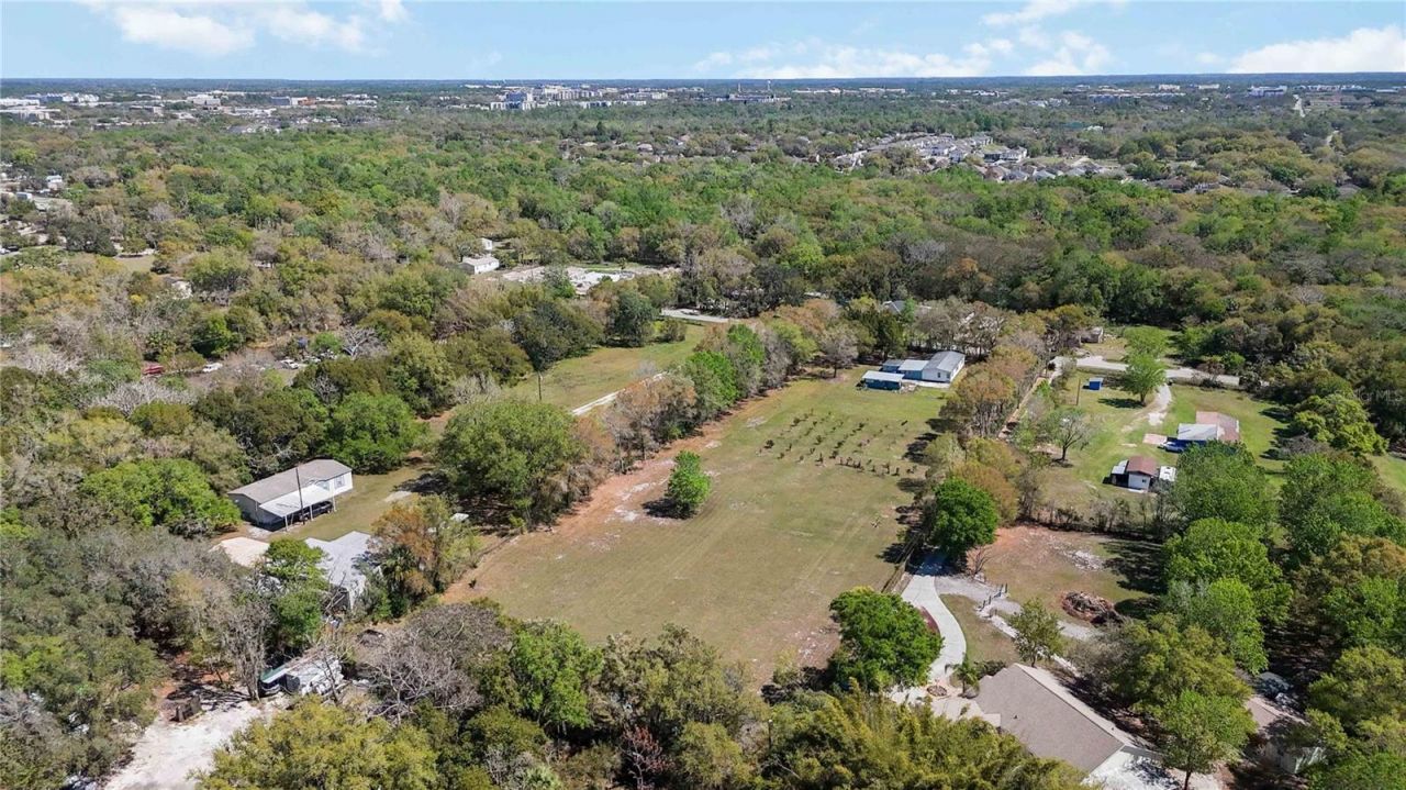 2700 Aein Road, Orlando, FL 32817 Photo