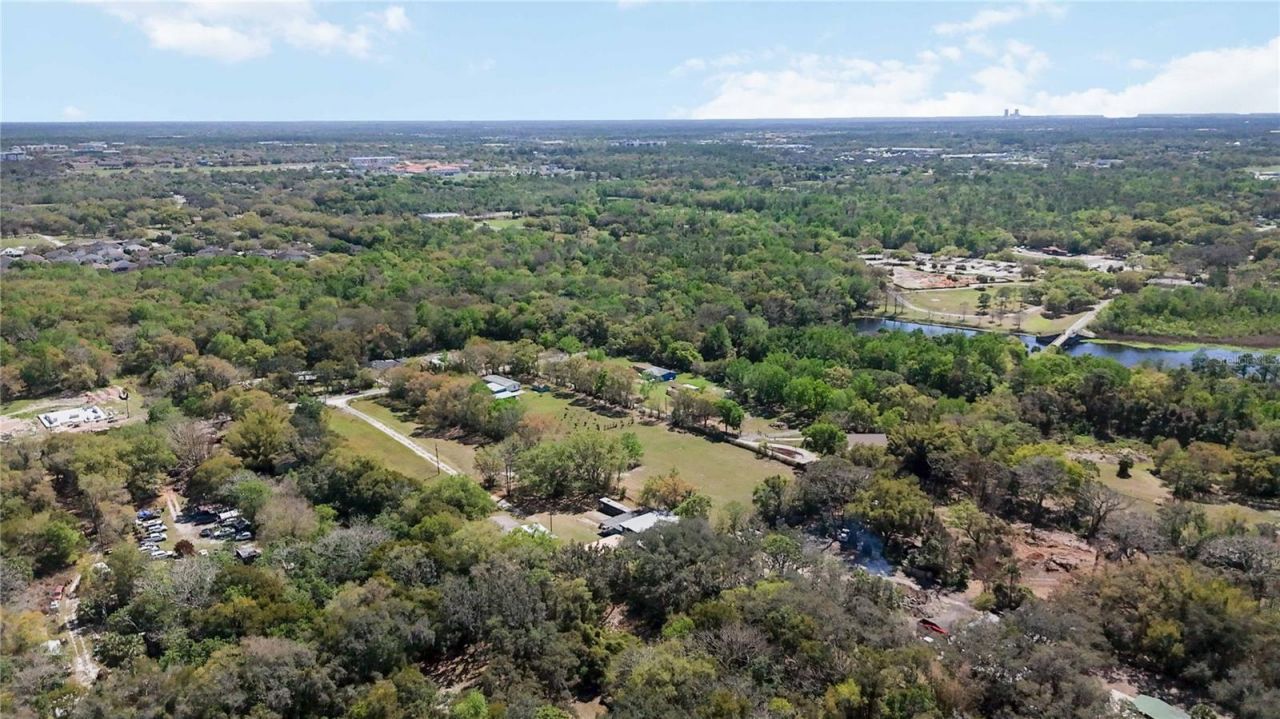 2700 Aein Road, Orlando, FL 32817 Photo