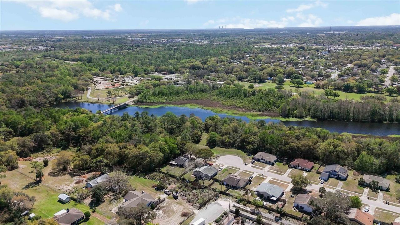 2700 Aein Road, Orlando, FL 32817 Photo