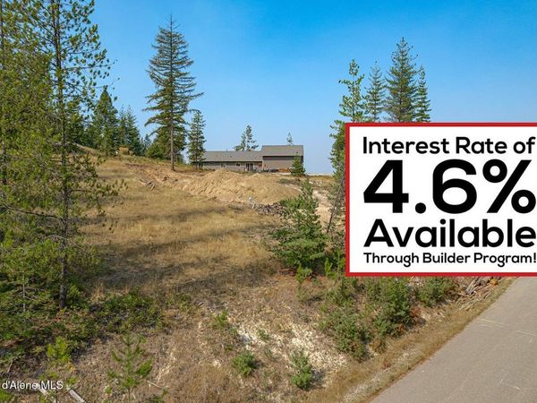 107 Blazing Saddle Ct , Pinehurst, ID 83850