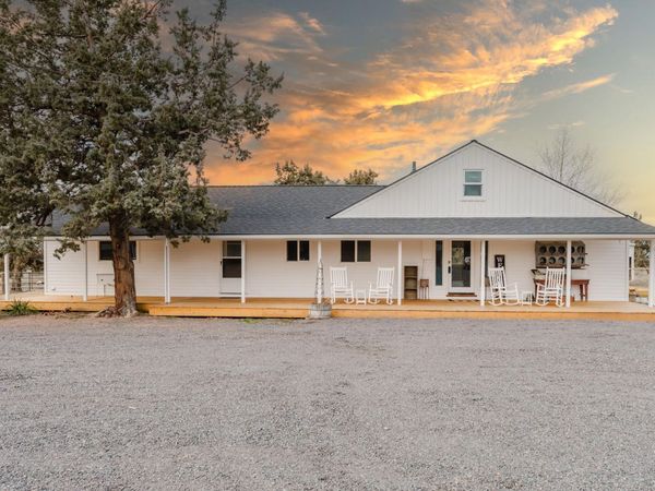 9740 SW Willard Road, Bend, OR 97701