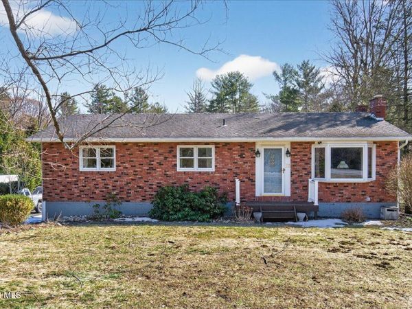 221 Droms Road, Glenville, NY 12302