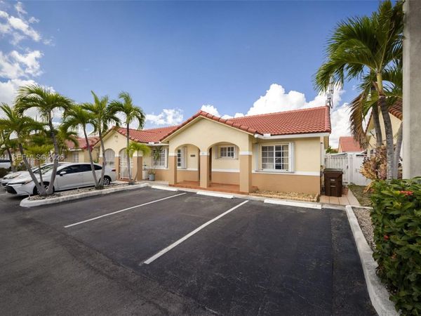 7101 W 24th Ave, Unit 55, Hialeah, FL 33016