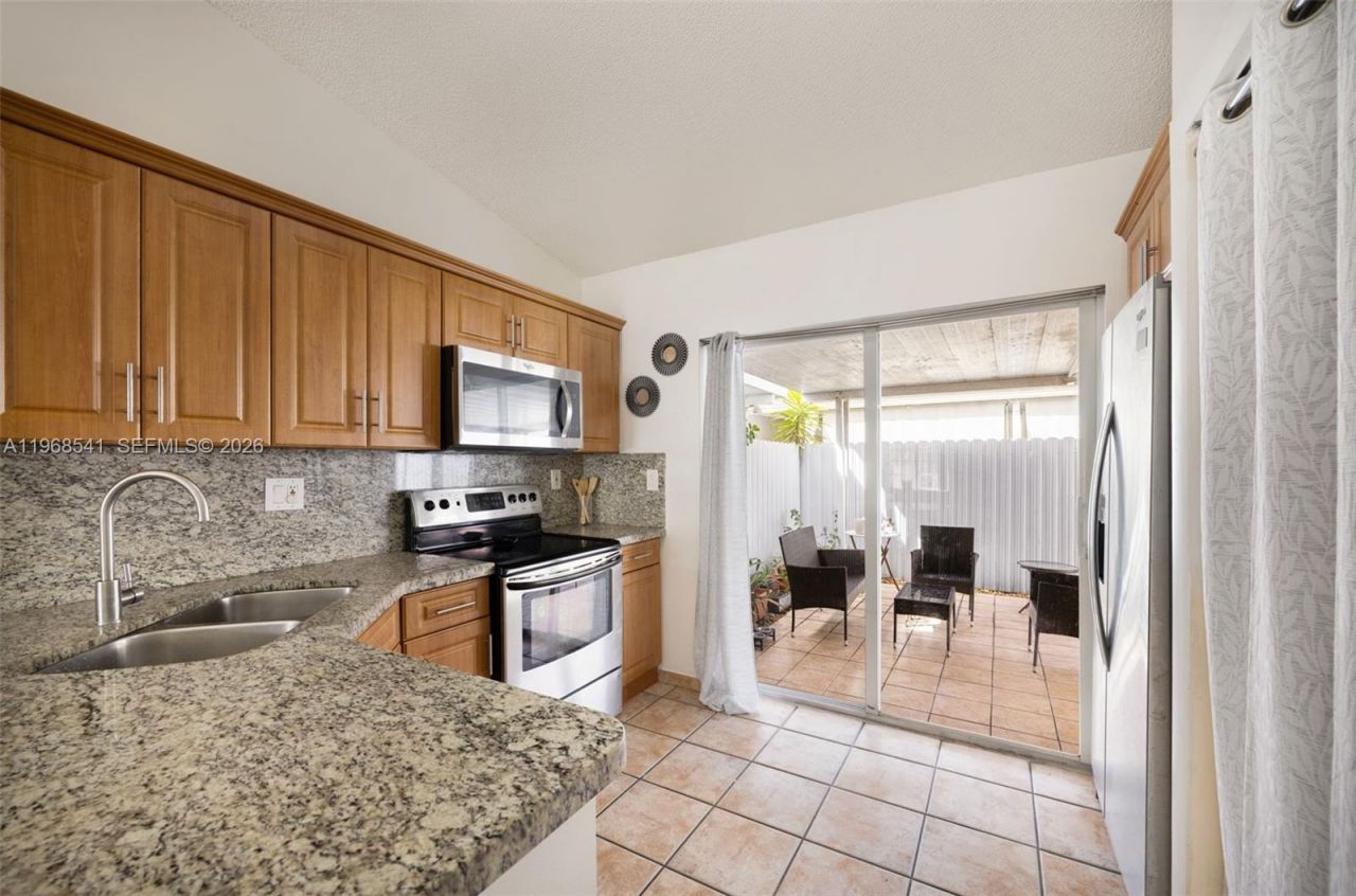 7101 W 24th Ave, Unit 55, Hialeah, FL 33016 Photo