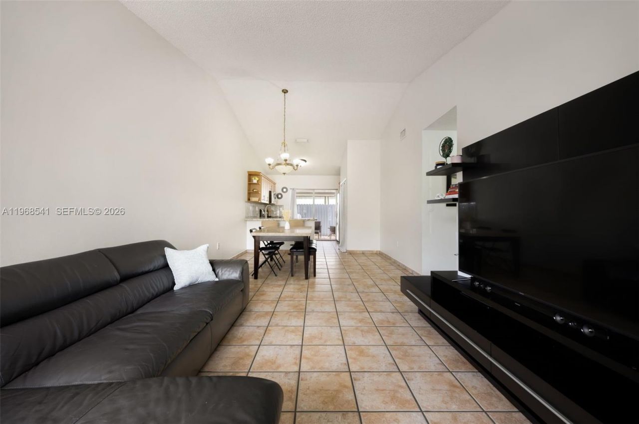 7101 W 24th Ave, Unit 55, Hialeah, FL 33016 Photo