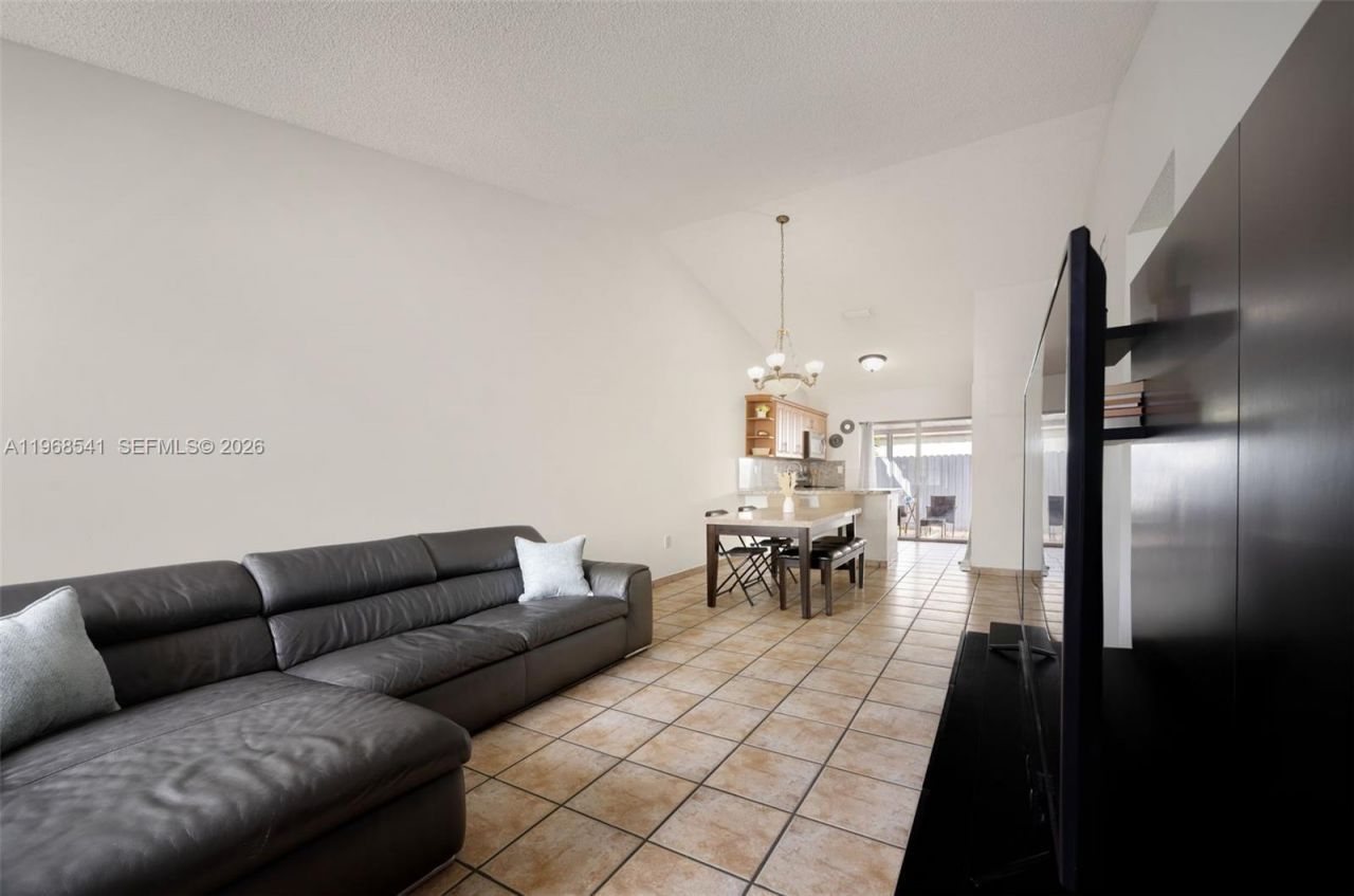 7101 W 24th Ave, Unit 55, Hialeah, FL 33016 Photo