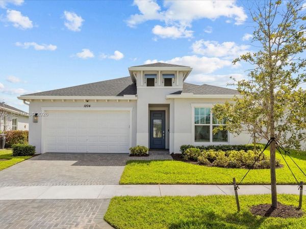 1204 SE Woodbine Rd , Port St. Lucie, FL 34984