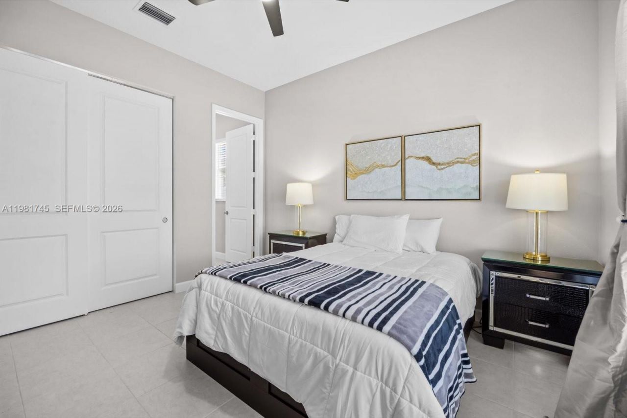 1204 SE Woodbine Rd , Port Saint Lucie, FL 34984 Photo