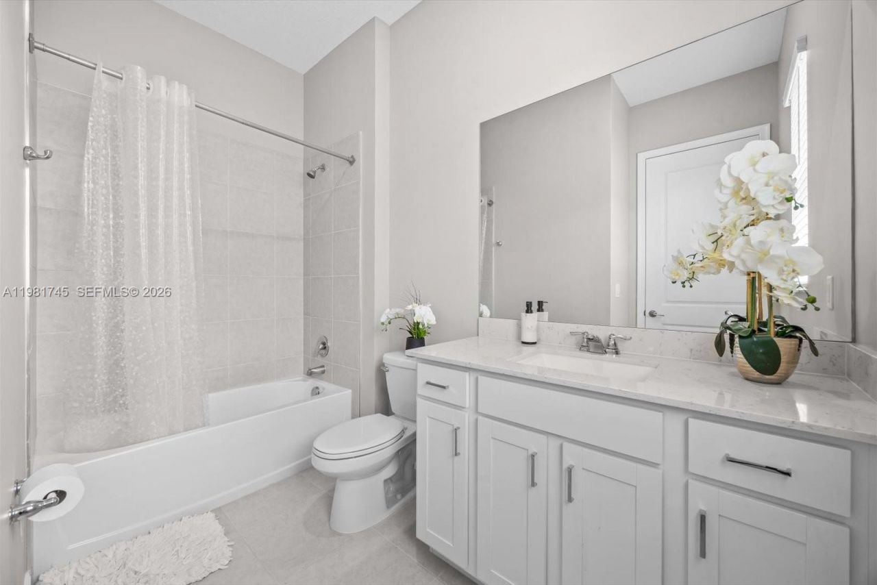 1204 SE Woodbine Rd , Port Saint Lucie, FL 34984 Photo