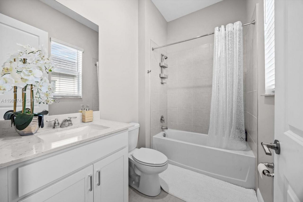 1204 SE Woodbine Rd , Port Saint Lucie, FL 34984 Photo