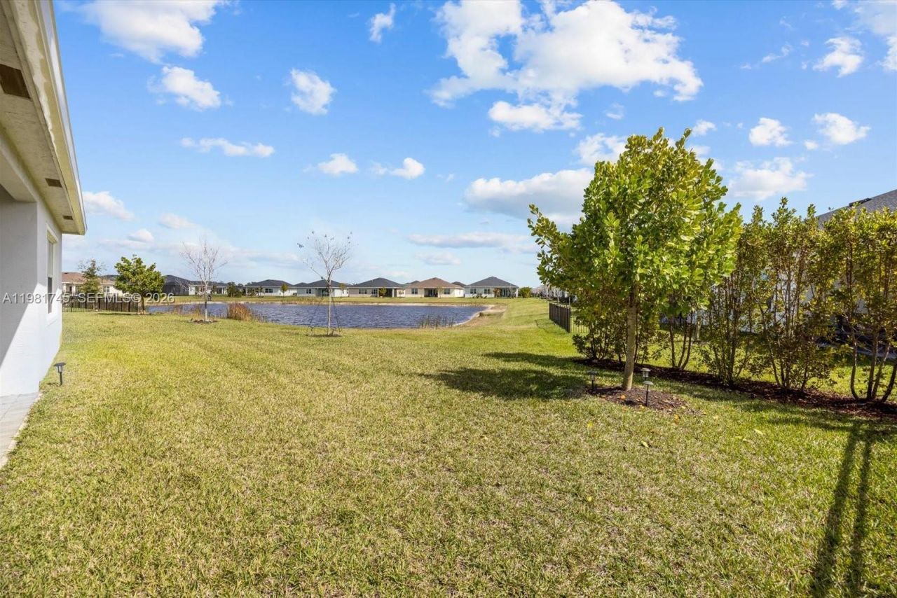 1204 SE Woodbine Rd , Port Saint Lucie, FL 34984 Photo