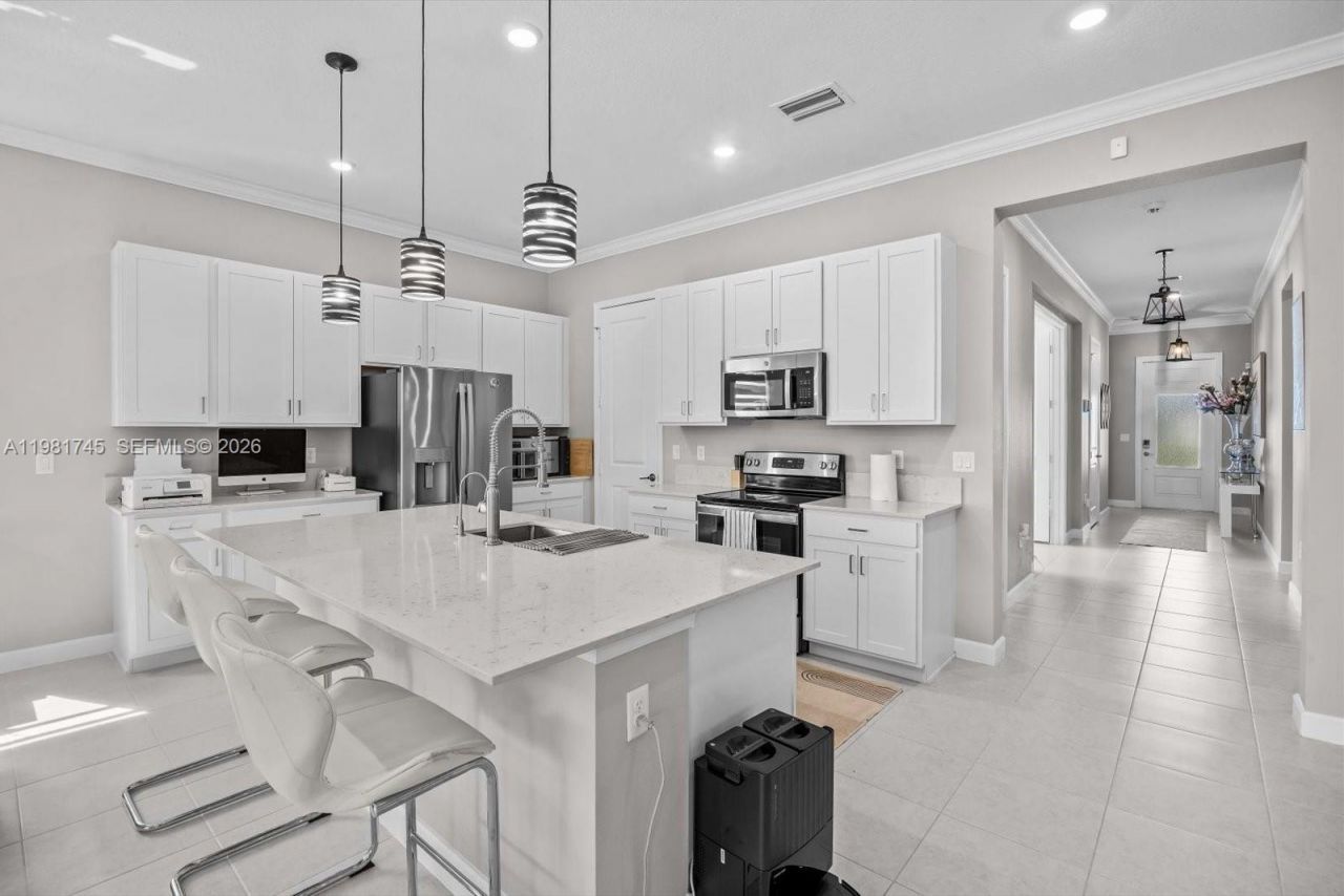 1204 SE Woodbine Rd , Port Saint Lucie, FL 34984 Photo