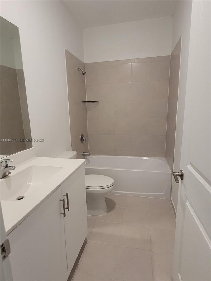 2685 SE 13th St , Homestead, FL 33035 Photo