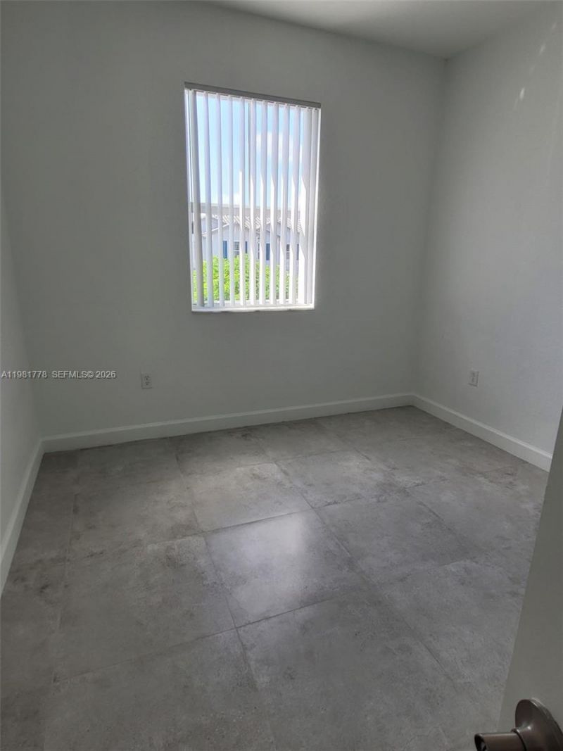 2685 SE 13th St , Homestead, FL 33035 Photo