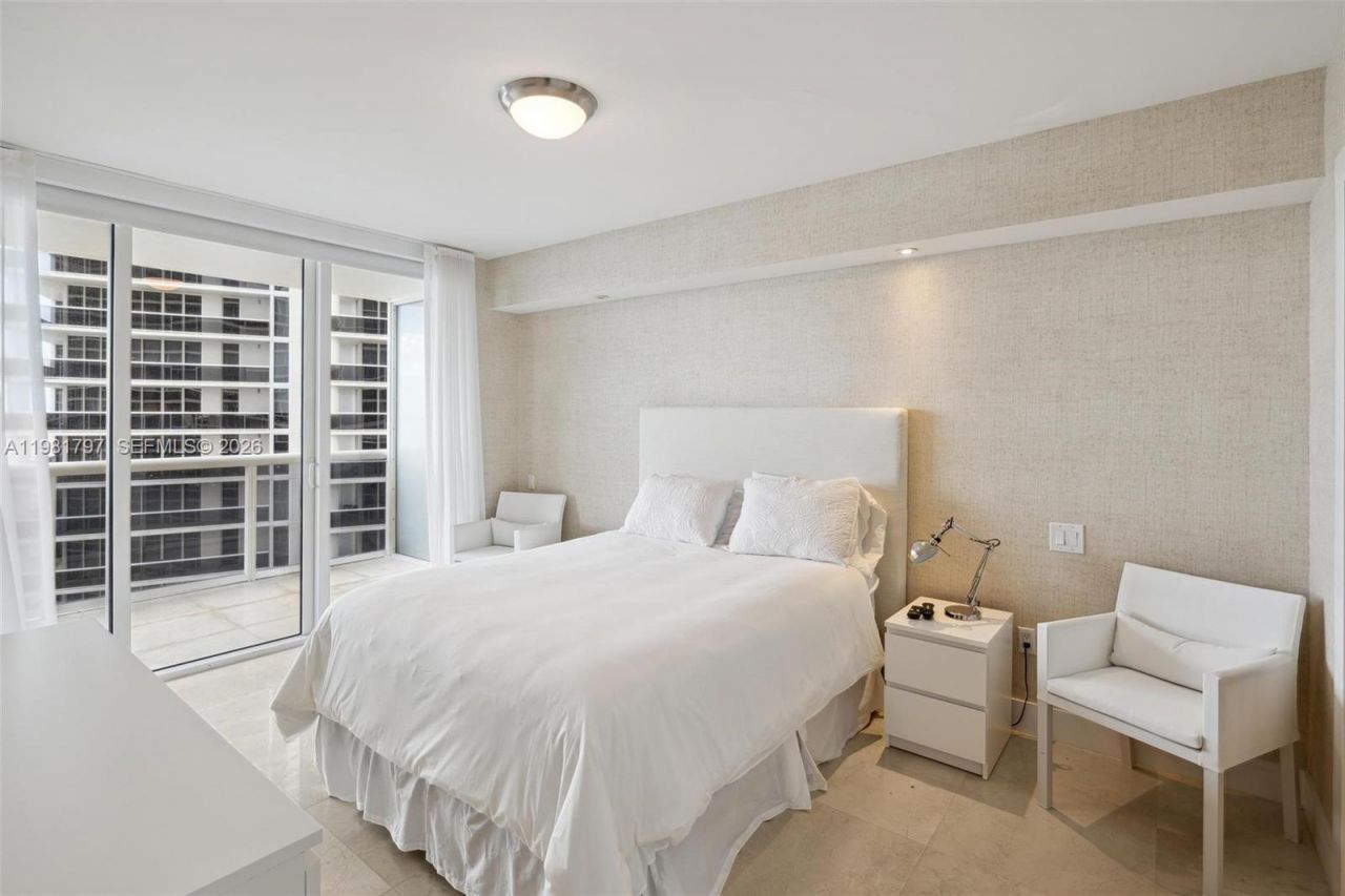 1830 S Ocean Dr, Unit 2904, Hallandale Beach, FL 33009 Photo
