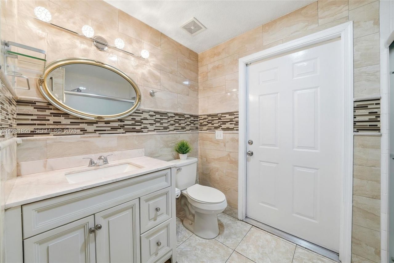 2875 NW 9th Ct, Fort Lauderdale, FL 33311 Photo