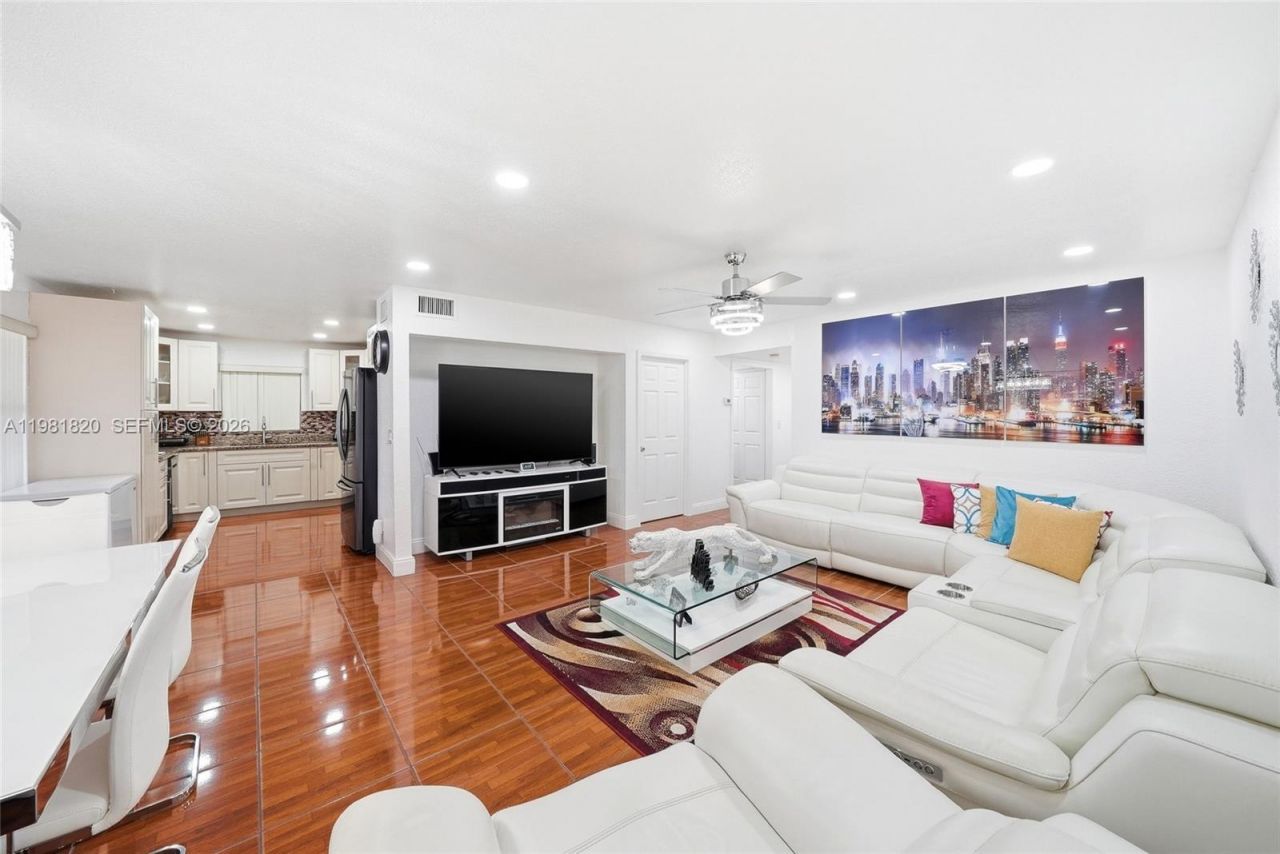 2875 NW 9th Ct, Fort Lauderdale, FL 33311 Photo