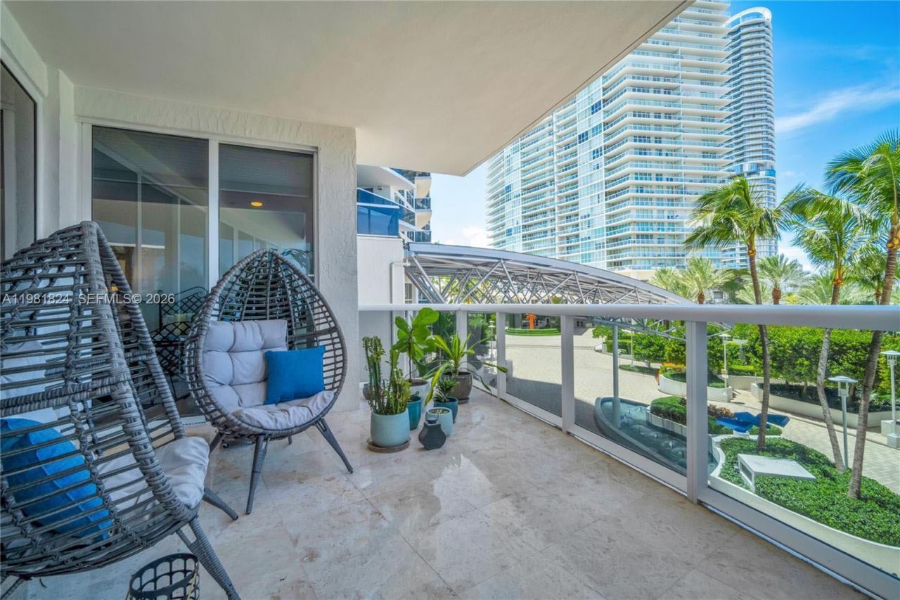 400 Alton Rd, Unit 407, Miami Beach, FL 33139 Photo