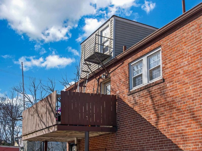 333 Stanley Avenue, Cincinnati, OH 45226 Photo 7