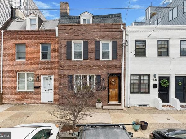 1237 E MOYAMENSING AVENUE , PHILADELPHIA, PA 19147
