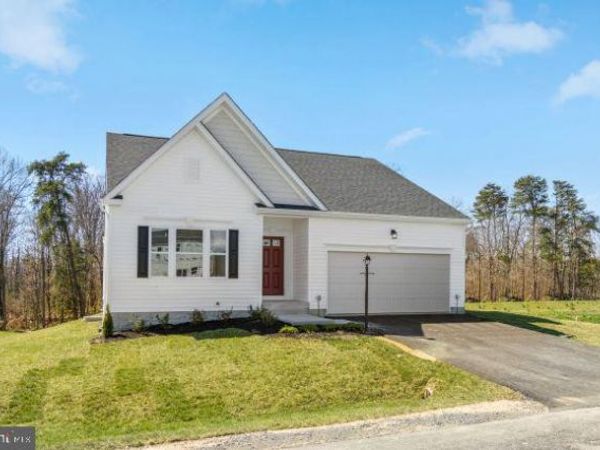 4 EDDY ROAD , INWOOD, WV 25428