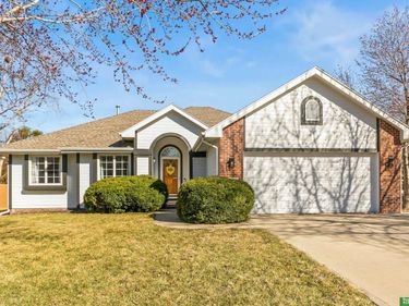 4005 N 208th Street , Omaha, NE 68022