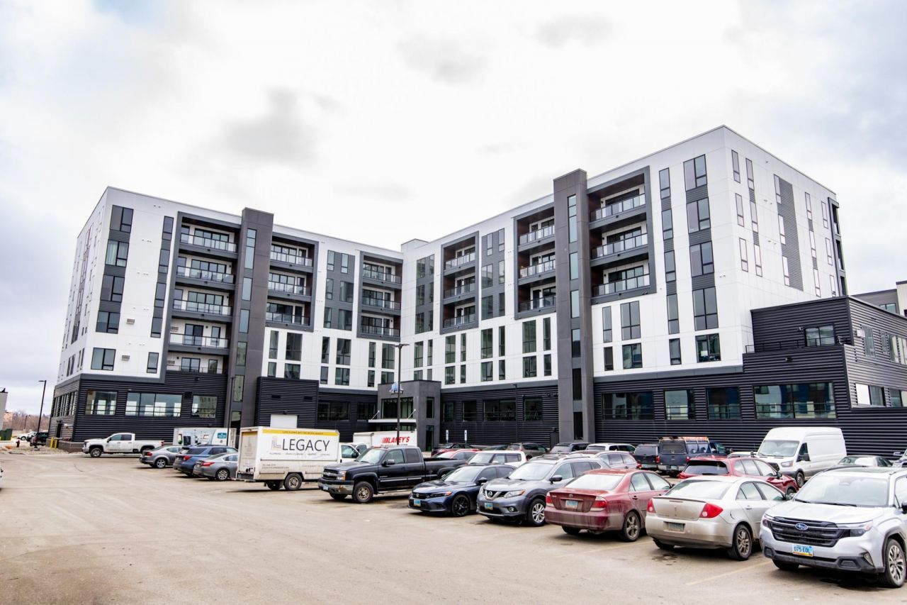 300 Main Avenue  primary photo