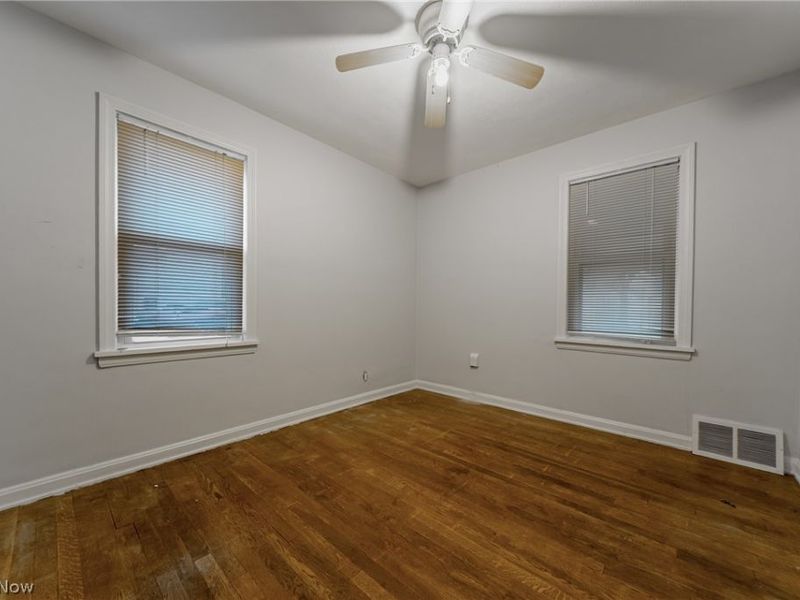 5224 W 48th Street , Parma, OH 44134 Photo 13