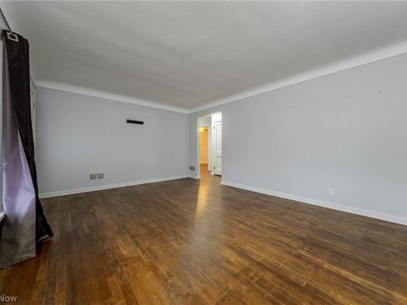 5224 W 48th Street , Parma, OH 44134 Photo 4