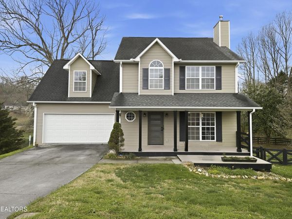 814 Garners Landing Blvd, Seymour, TN 37865