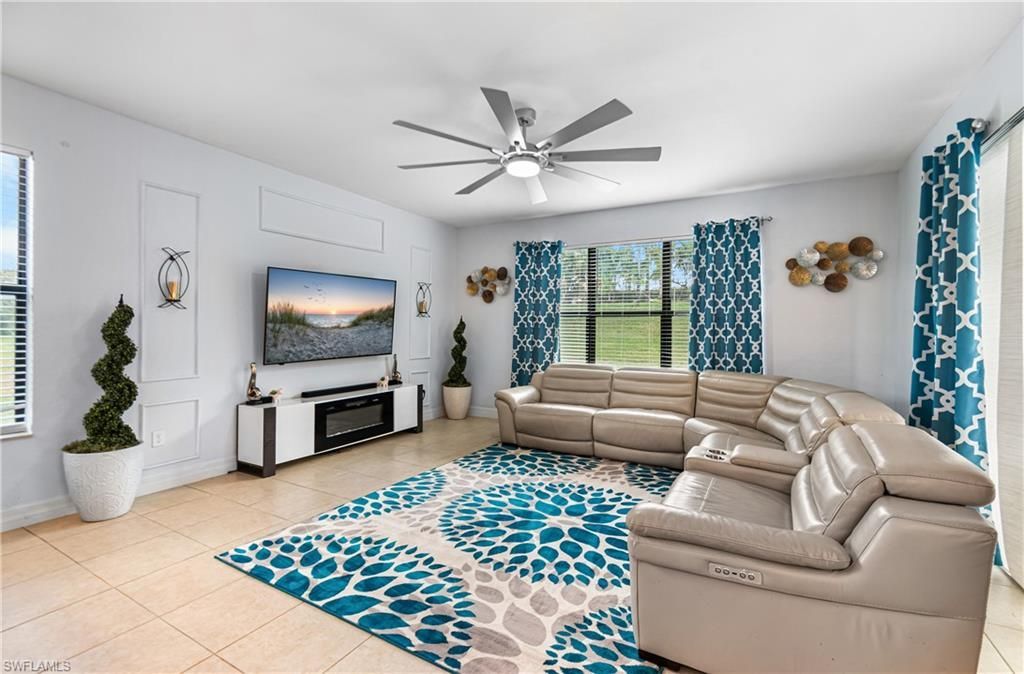 10143 Chesapeake Bay Dr, Fort Myers, FL 33913 Photo