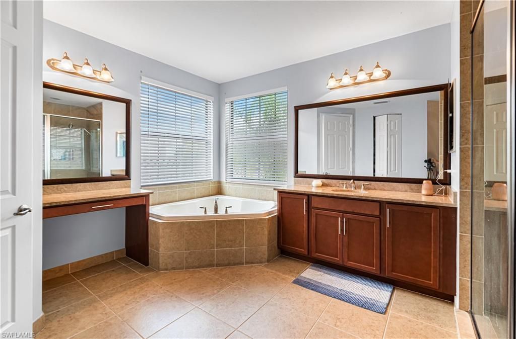 10143 Chesapeake Bay Dr, Fort Myers, FL 33913 Photo