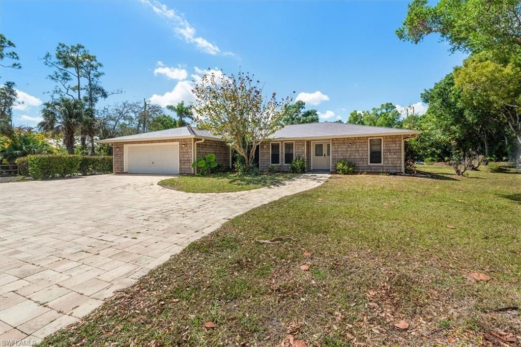 15710 Shamrock Dr, Fort Myers, FL 33912 Photo