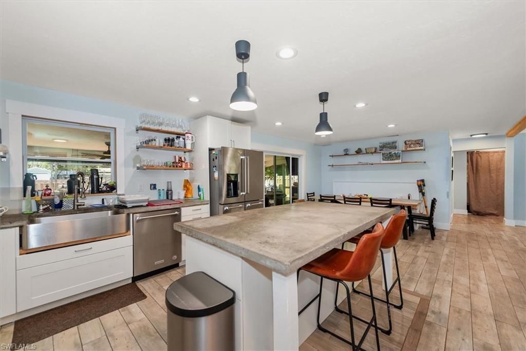 15710 Shamrock Dr, Fort Myers, FL 33912 Photo