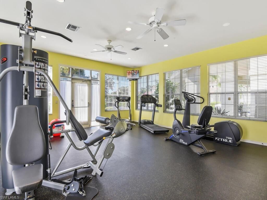 15153 Oxford Cv, Unit 2303, Fort Myers, FL 33919 Photo