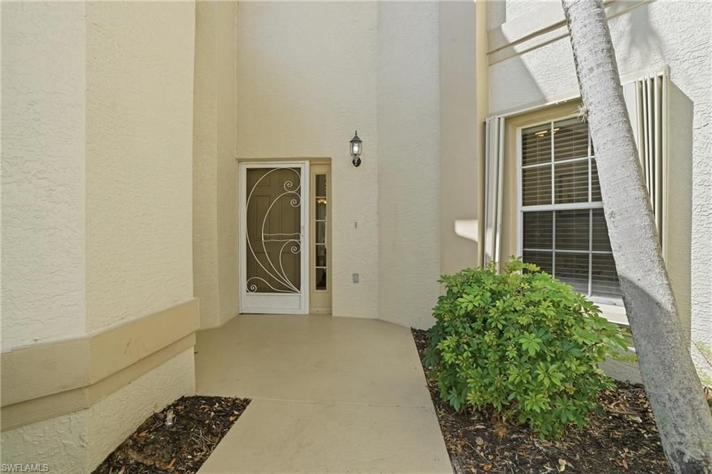 15153 Oxford Cv, Unit 2303, Fort Myers, FL 33919 Photo
