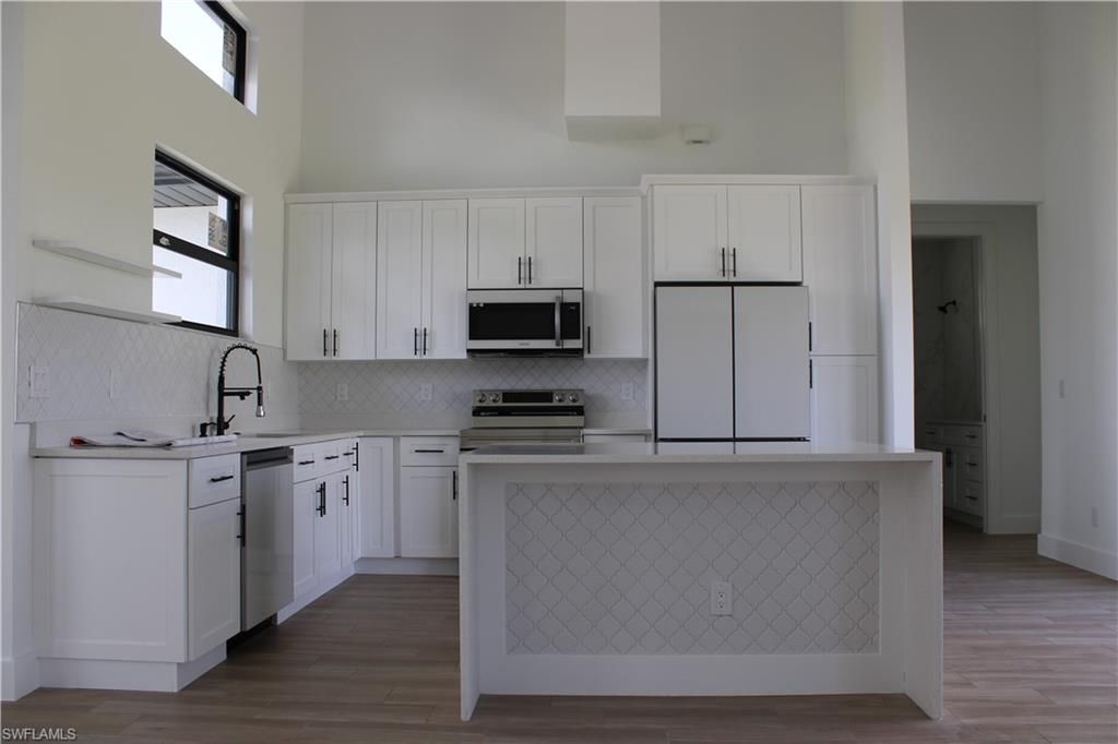 4607 NW 31st Ter , Cape Coral, FL 33993 Photo