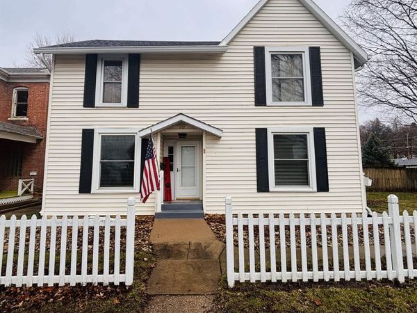 1117 Avenue D, Fort Madison, IA 52627