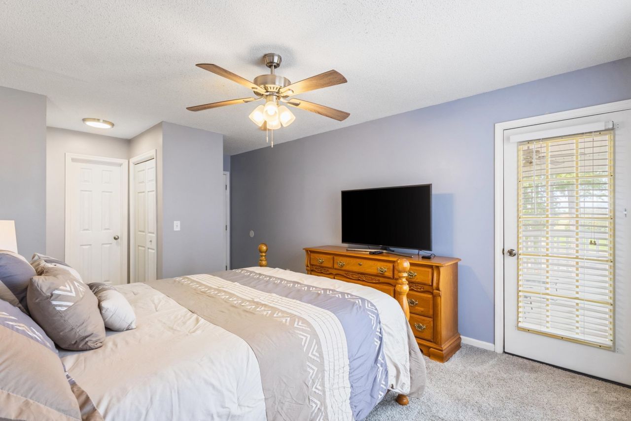 4940 Windsor Green Way Photo 27