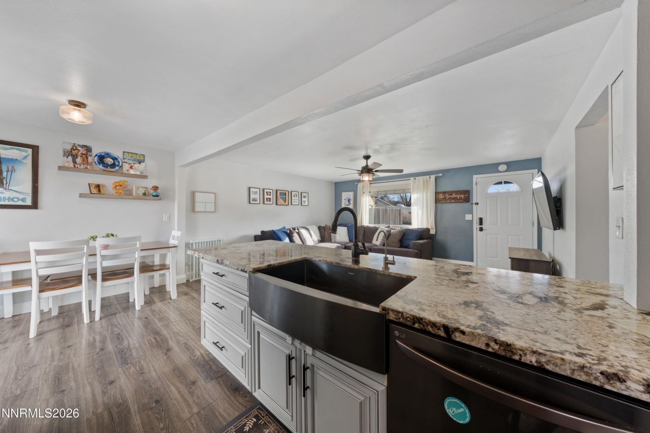 14040 Feldspar Court, Reno, NV 89521 Photo