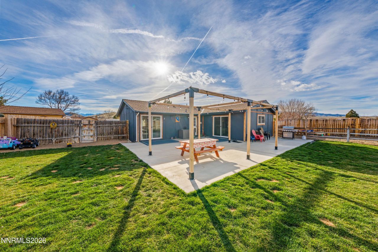 14040 Feldspar Court, Reno, NV 89521 Photo