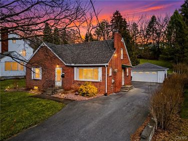 134 Century Drive, Syracuse, NY 13209